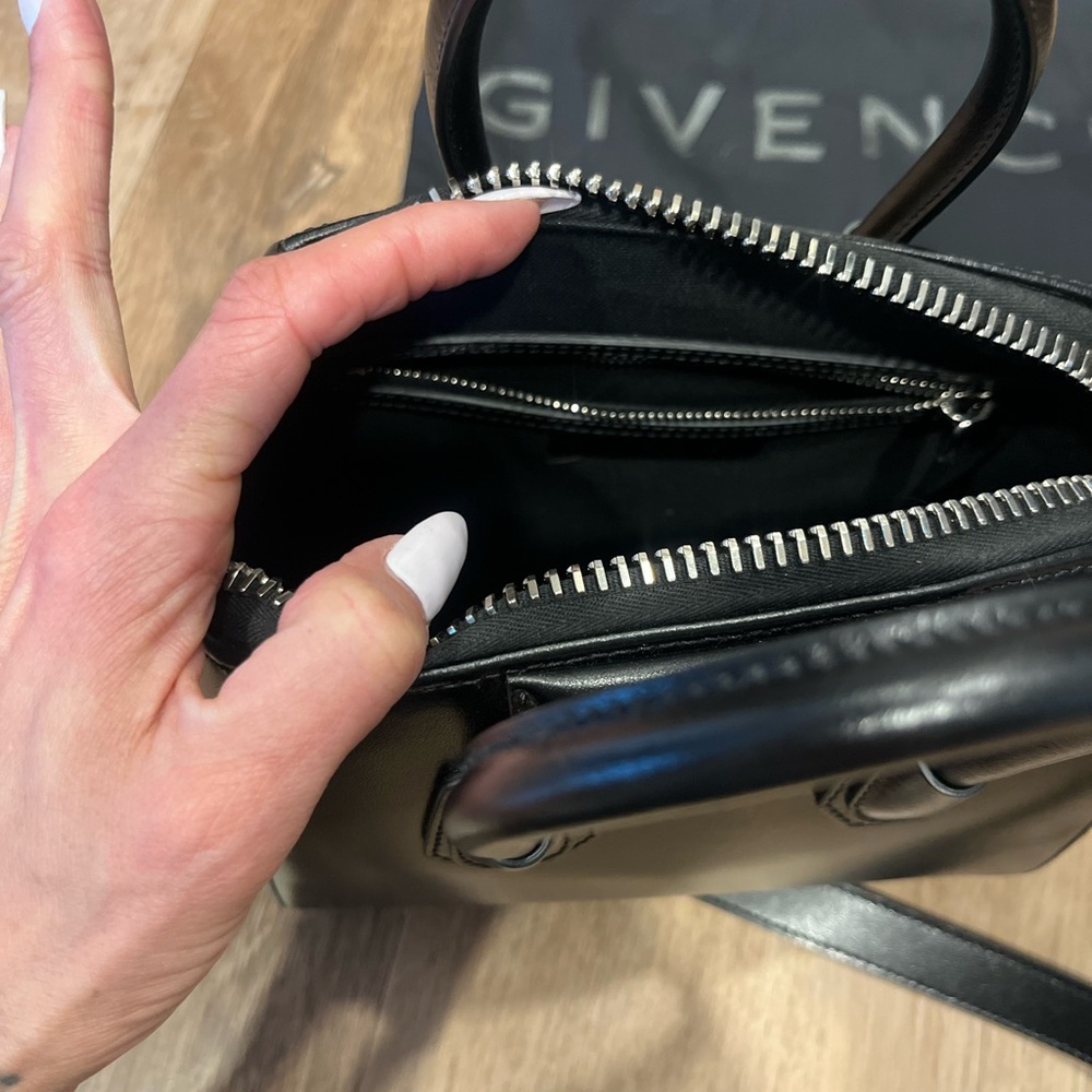 Givenchy Antigona Bag mini - Picture 4 of 7